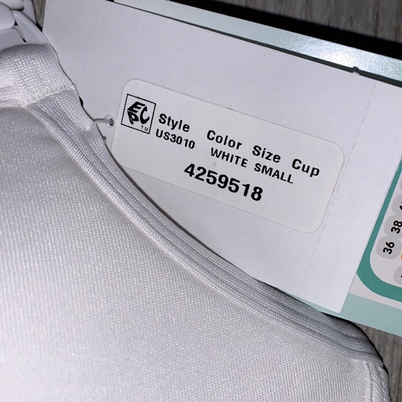 NWT (2) Playtex Nursing Racerback Wirefree Bras - Picture 15 of 15